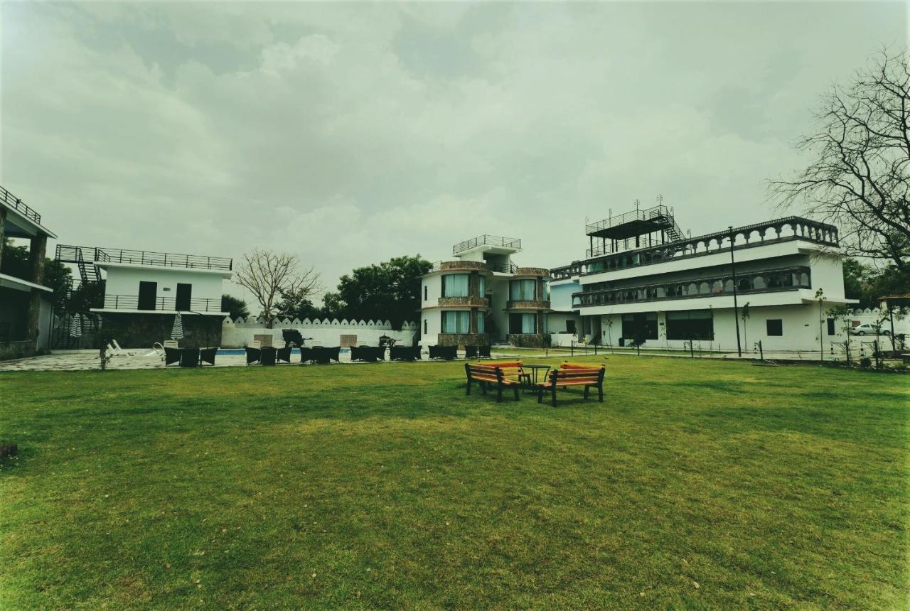 Keshav Resort Udaipur Exterior photo