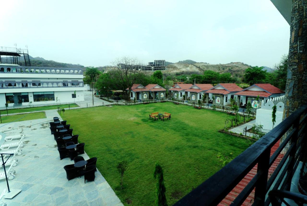Keshav Resort Udaipur Exterior photo
